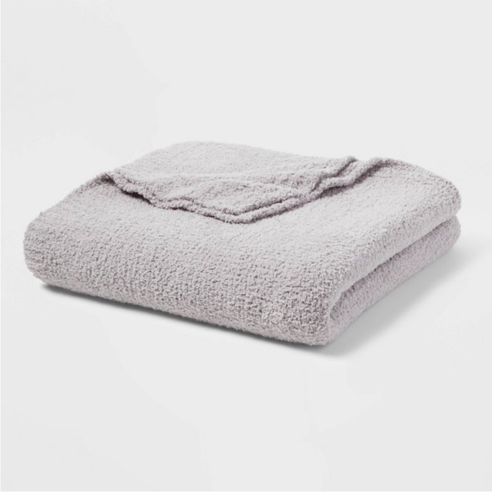 THRESHOLD NWT cozy chenille bed blanket -gray -twin